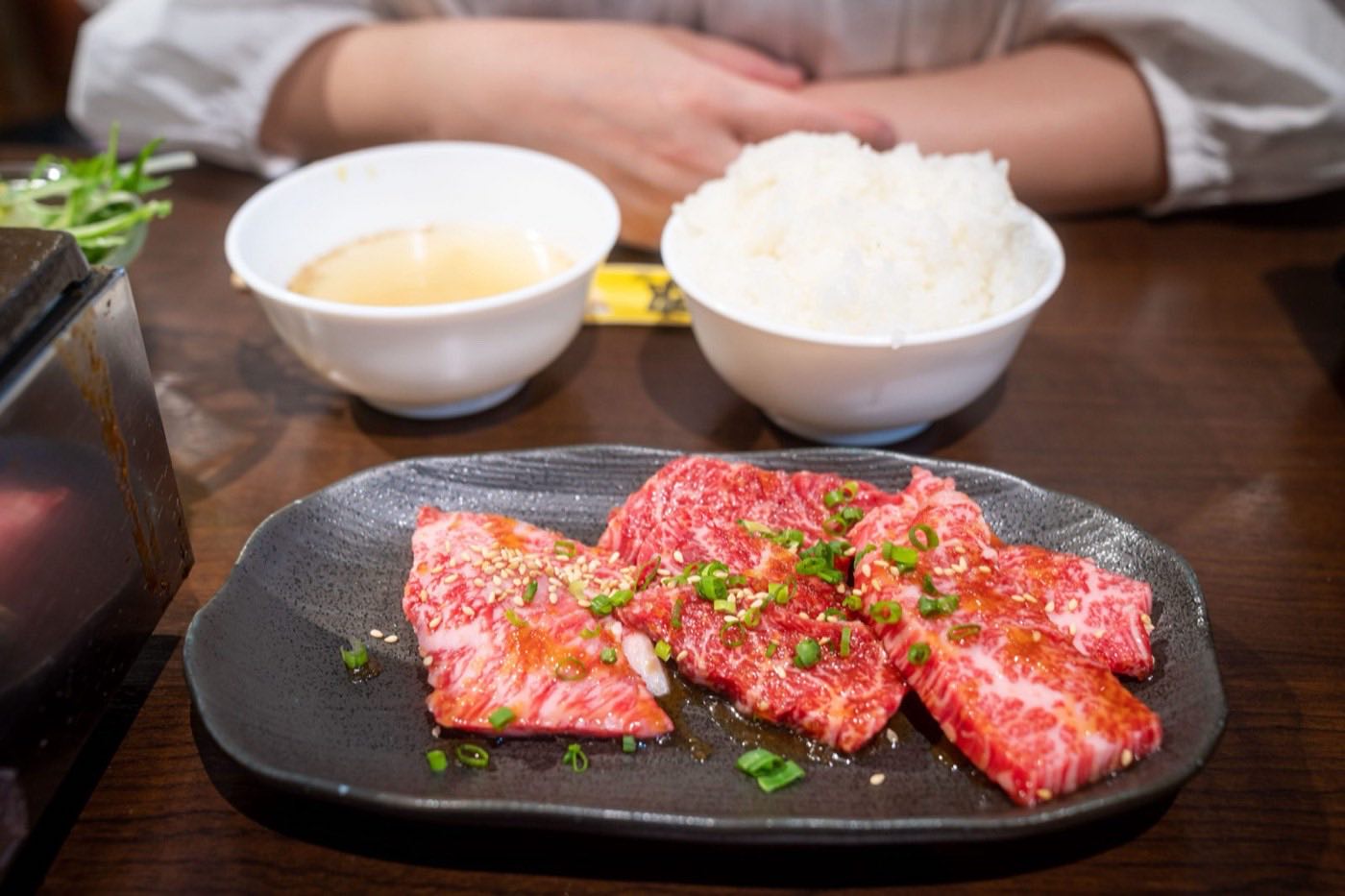 Marbled beef served for tabletop grilling at Yakiniku Horumon Togo